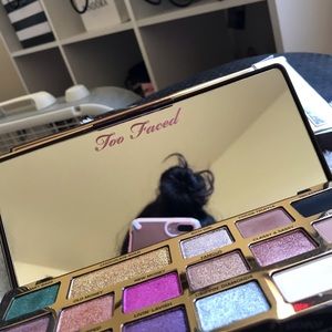 Too faced chocolate gold make up palette